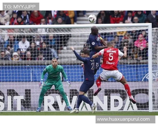 巴黎圣曼与蒙彼利埃激战在即谁能在法甲赛场上笑到最后