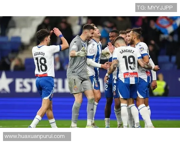 西班牙人迎战莱里争夺西乙联赛关键三分的精彩对决 西班牙人迎战莱里争夺西乙联赛关键三分的精彩对决